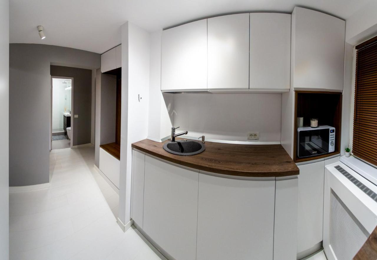 Apartament The Retreat Sinaia Zewnętrze zdjęcie